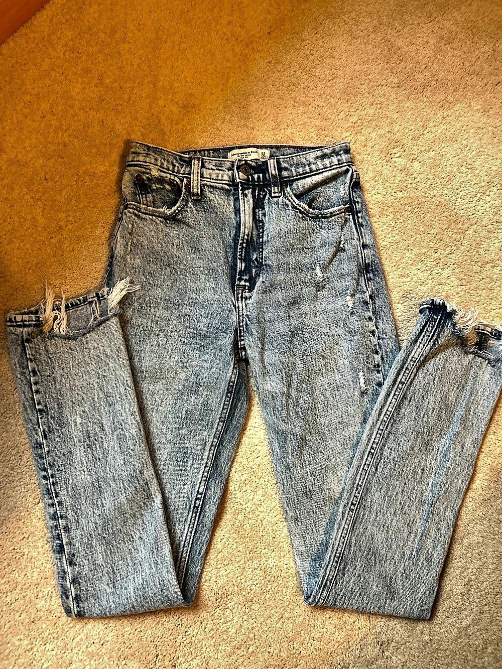 Abercrombie & Fitch The '90s Skinny High Rise Straight Leg Jeans in Blue Waist